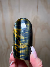 Load image into Gallery viewer, Blue &amp; Gold Tiger Eye Freeform
