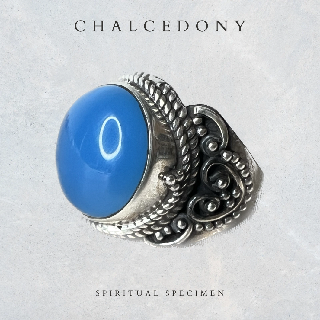 Chalcedony Round Ring - 7